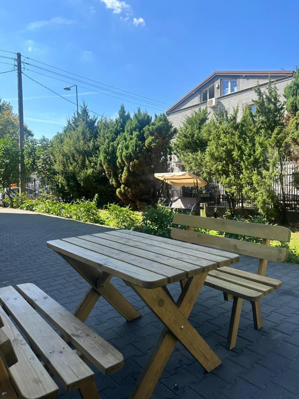 Hostel Harmonia Varşovia Exterior foto